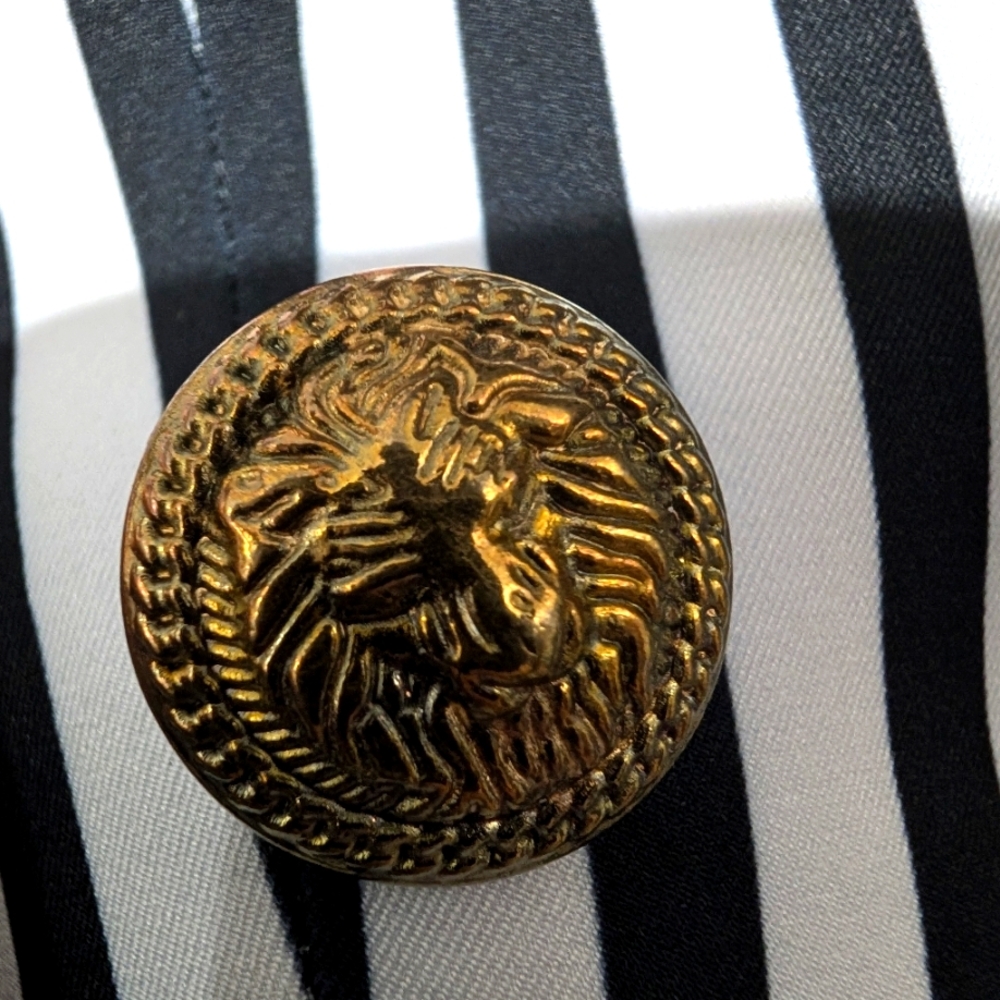 Sarah Ashley Pinstripe Cotton Blend Blazer Size Small New With Tags - Picture 3 of 8